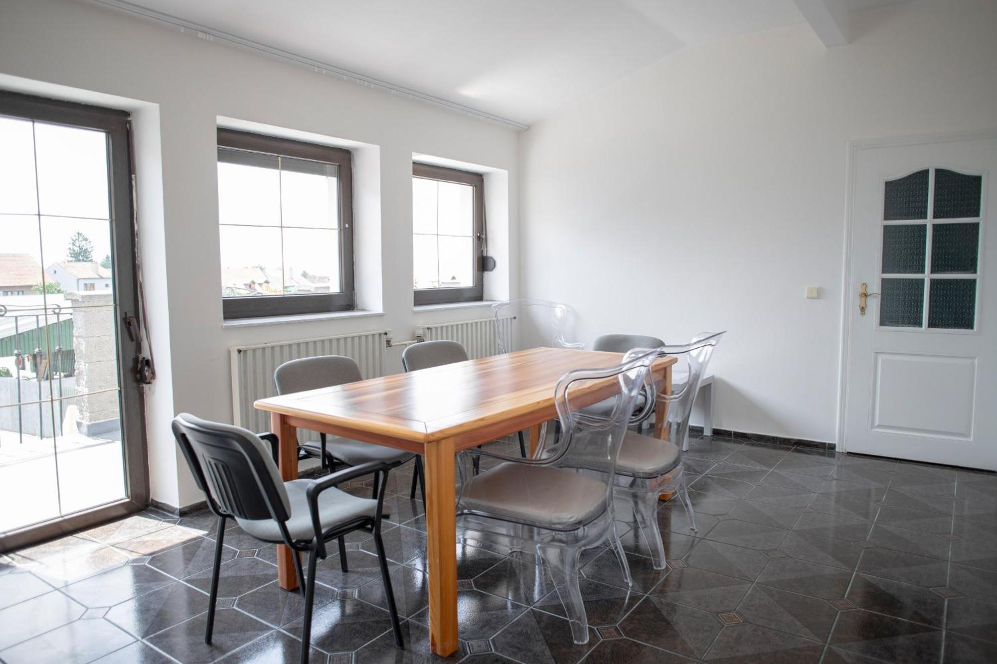 Amenity Apartmany Perna Exterior photo
