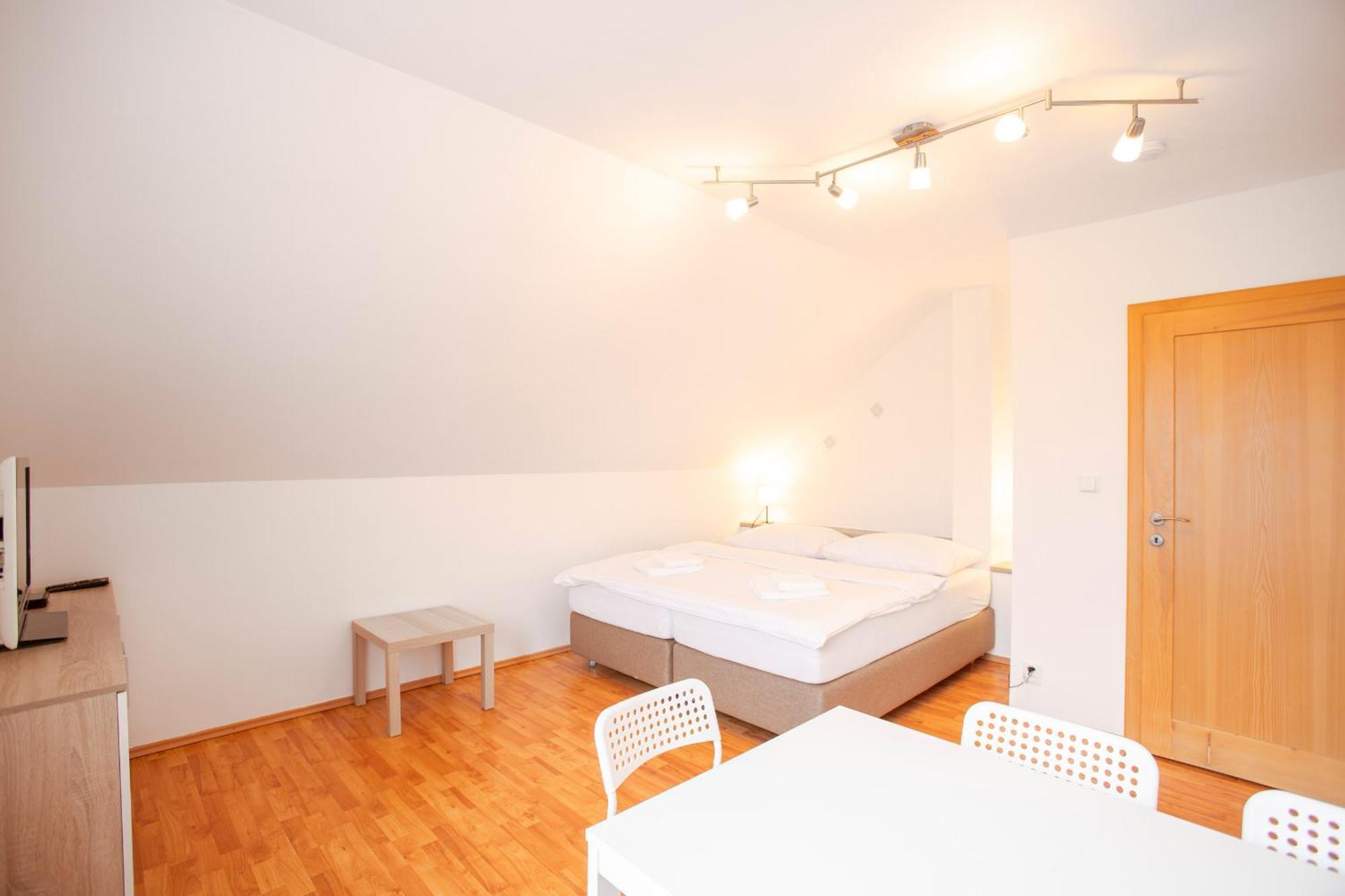 Amenity Apartmany Perna Exterior photo